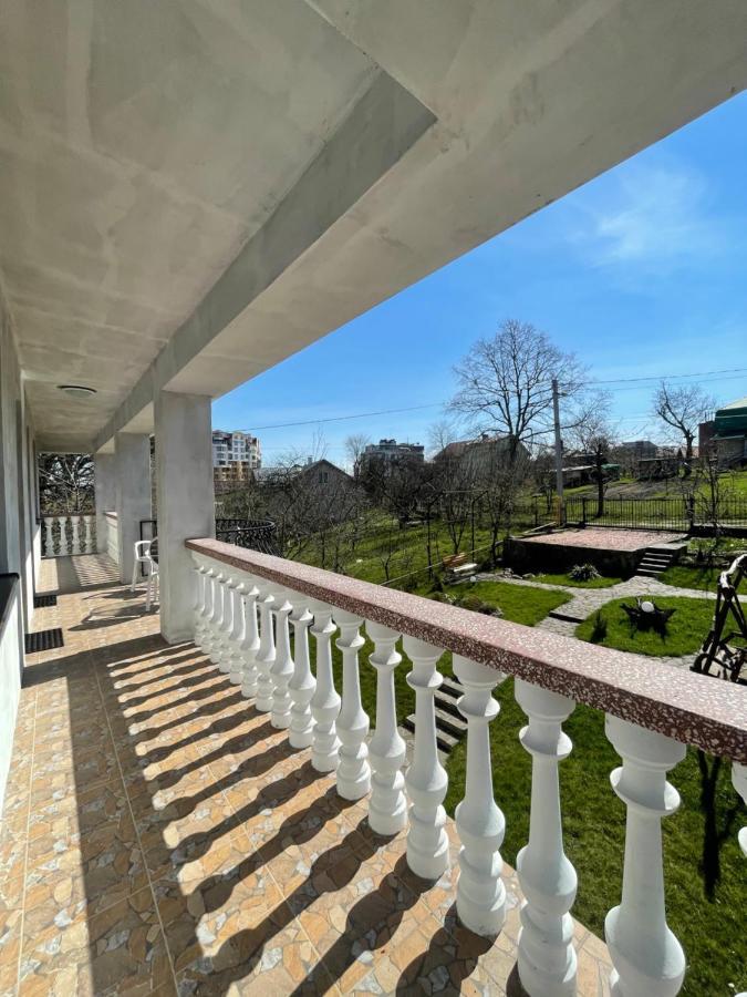 У Михайла Bed and Breakfast Truskavets Eksteriør billede